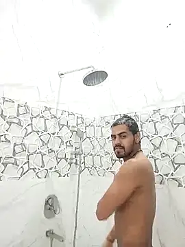 Snapshot of fireboyyyyy chatting on 17, 10, 2025 fireboyyyyy online show from 17, 10, 2025