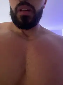 Snapshot of magnumchris chatting on 5, 2, 2026 magnumchris online show from 5, 2, 2026