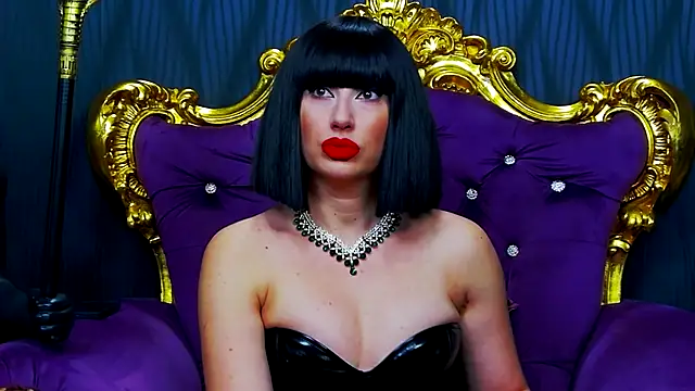 LaraMaeve online show from 5, 12, 2025