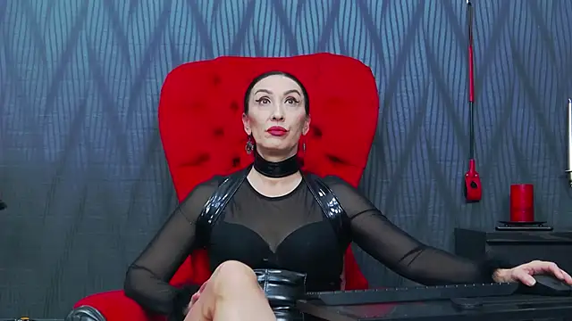 Snapshot of MistressDora chatting on 14, 1, 2026 MistressDora online show from 14, 1, 2026