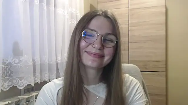 LooveELLYx online show from 3, 1, 2025