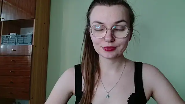 LooveELLYx online show from 22, 1, 2025