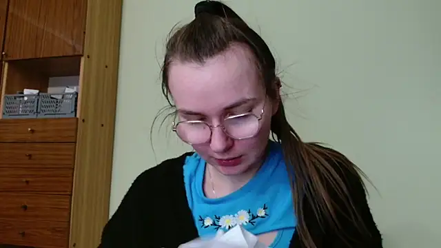 LooveELLYx online show from 23, 1, 2025