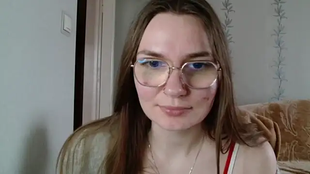 LooveELLYx online show from 13, 3, 2025