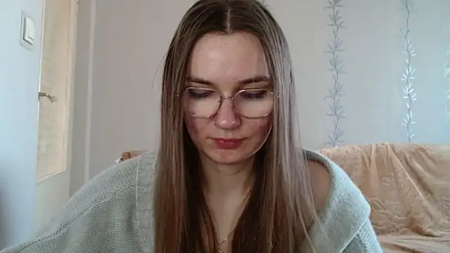 LooveELLYx online show from 16, 3, 2025