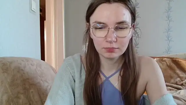 LooveELLYx online show from 22, 3, 2025