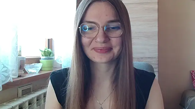 LooveELLYx online show from 10, 4, 2026