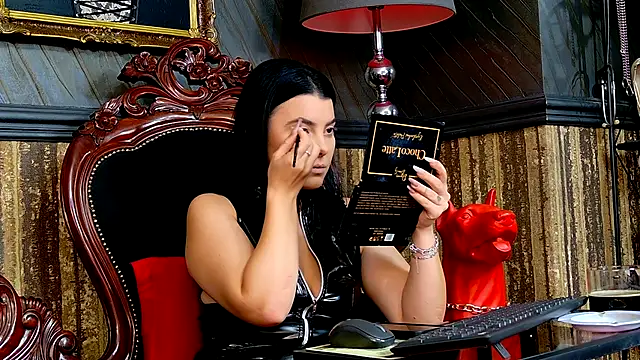 Snapshot of MistressEly chatting on 20, 10, 2025 MistressEly online show from 20, 10, 2025