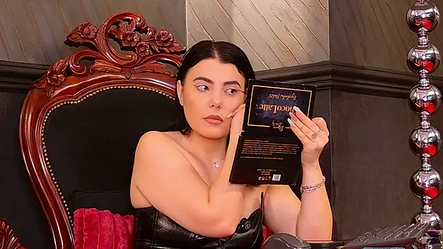 Snapshot of MistressEly chatting on 19, 2, 2026 MistressEly online show from 19, 2, 2026
