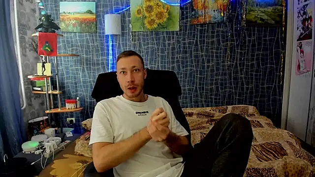 CuteBoy228 online show from 18, 1, 2026