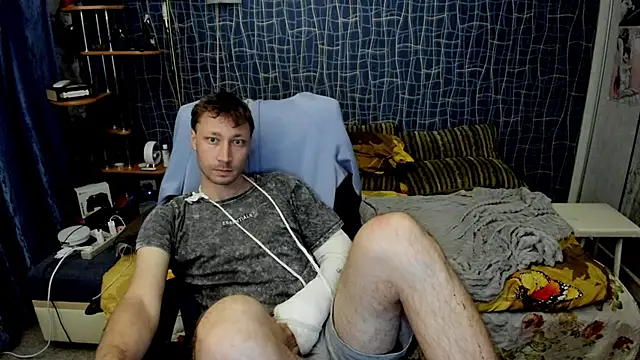 CuteBoy228 online show from 3, 6, 2026
