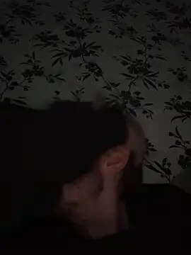 Big8inchUncutCock online show from 5, 6, 2026