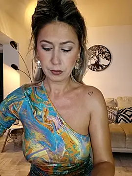 CelynaRoss online show from 30, 9, 2025