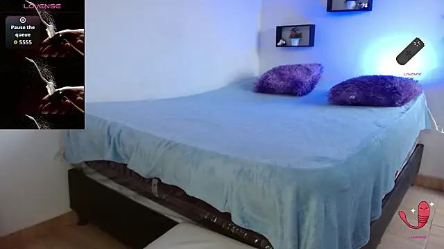 Snapshot of Pamela_28 chatting on 10, 11, 2025 Pamela 28 online show from 10, 11, 2025