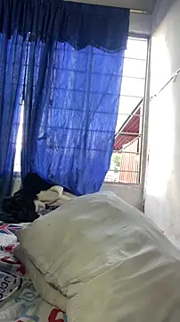 RobinLenoxx online show from 8, 11, 2025