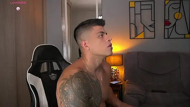 tyler muscle1 online show from 25, 4, 2026