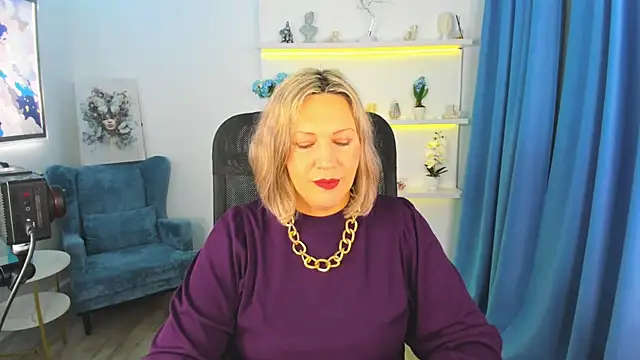 NinaStarle online show from 24, 11, 2025