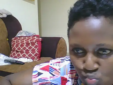 Snapshot of Sweetdate_ chatting on 20, 10, 2025 Sweetdate online show from 20, 10, 2025