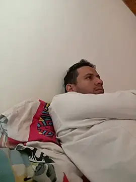 Michaell Spinelly online show from 10, 4, 2026