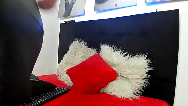 katherine blair online show from 20, 2, 2026