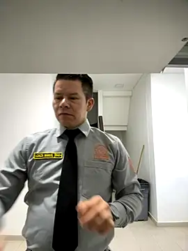 Snapshot of Manu0586 chatting on 1, 11, 2025 Manu0586 online show from 1, 11, 2025