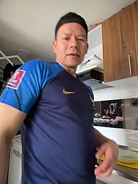 Snapshot of Manu0586 chatting on 17, 11, 2025 Manu0586 online show from 17, 11, 2025