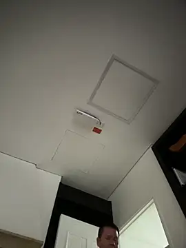 Snapshot of Manu0586 chatting on 24, 11, 2025 Manu0586 online show from 24, 11, 2025