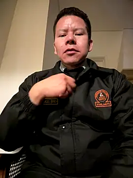 Snapshot of Manu0586 chatting on 8, 1, 2026 Manu0586 online show from 8, 1, 2026