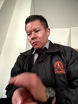 Snapshot of Manu0586 chatting on 12, 1, 2026 Manu0586 online show from 12, 1, 2026