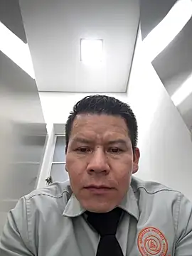 Snapshot of Manu0586 chatting on 15, 1, 2026 Manu0586 online show from 15, 1, 2026