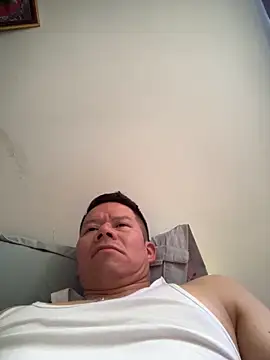 Snapshot of Manu0586 chatting on 2, 4, 2026 Manu0586 online show from 2, 4, 2026