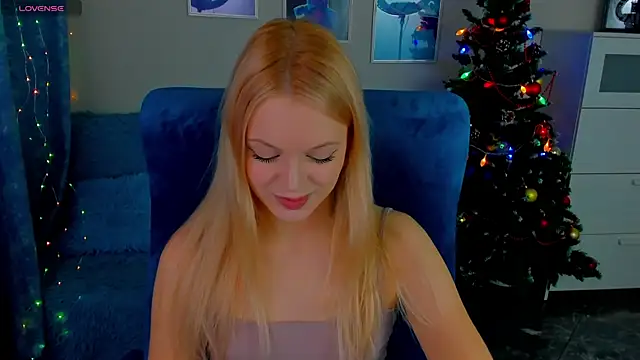 KatherineePierce online show from 17, 12, 2025