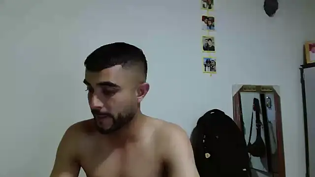 Maiki Foxx online show from 10, 11, 2025