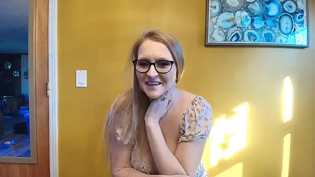 Thesquirtnqueen online show from 3, 12, 2025