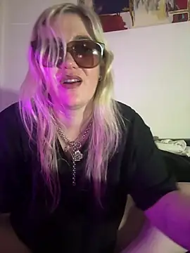 Granlady7 online show from 7, 3, 2026