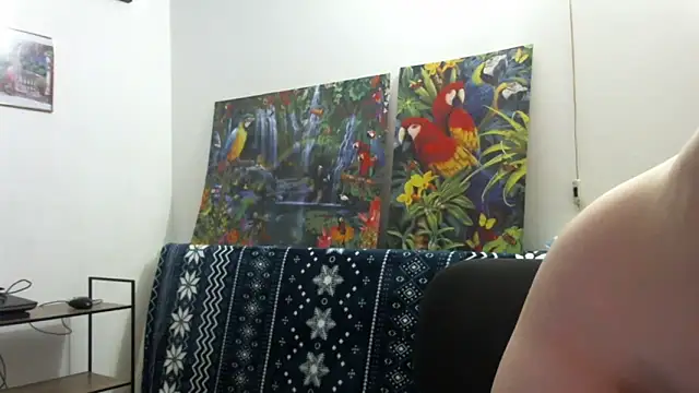 Snapshot of sweetdolly20 chatting on 18, 10, 2025 sweetdolly20 online show from 18, 10, 2025