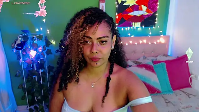 Snapshot of katherinnyazz chatting on 22, 9, 2025 katherinnyazz online show from 22, 9, 2025