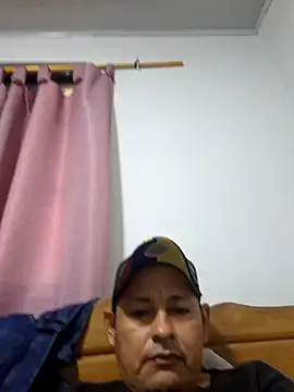 Snapshot of Elvergalarga1601 chatting on 20, 7, 2026 Elvergalarga1601 online show from 20, 7, 2026