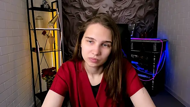 Snapshot of TessaMill chatting on 10, 9, 2025 TessaMill online show from 10, 9, 2025