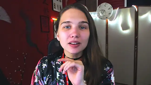 Snapshot of TessaMill chatting on 13, 9, 2025 TessaMill online show from 13, 9, 2025