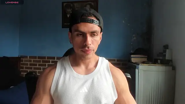 Snapshot of justinkarter chatting on 17, 4, 2026 justinkarter online show from 17, 4, 2026