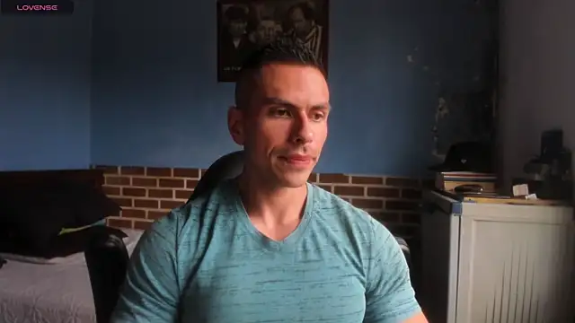 Snapshot of justinkarter chatting on 7, 5, 2026 justinkarter online show from 7, 5, 2026