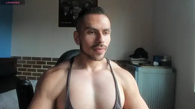 Snapshot of justinkarter chatting on 20, 7, 2026 justinkarter online show from 20, 7, 2026
