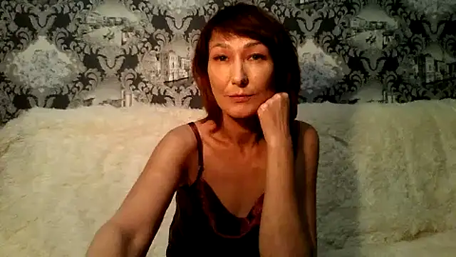 Snapshot of Pline1 chatting on 28, 10, 2025 Pline1 online show from 28, 10, 2025