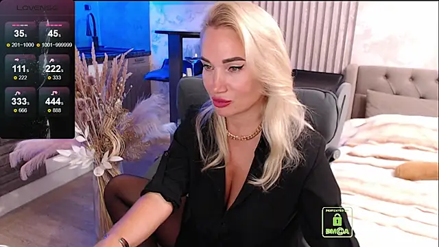 Snapshot of FreeBerryMILF chatting on 6, 6, 2026 FreeBerryMILF online show from 6, 6, 2026