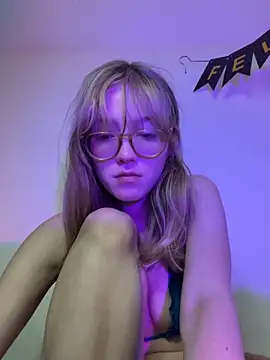 ReenKitty online show from 22, 10, 2025