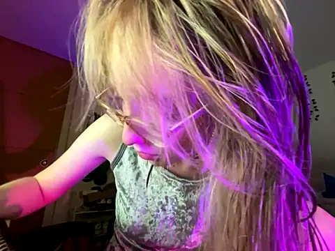 ReenKitty online show from 12, 11, 2025