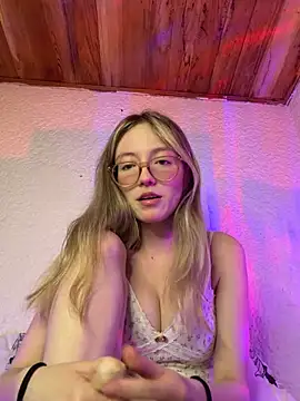 ReenKitty online show from 27, 3, 2026