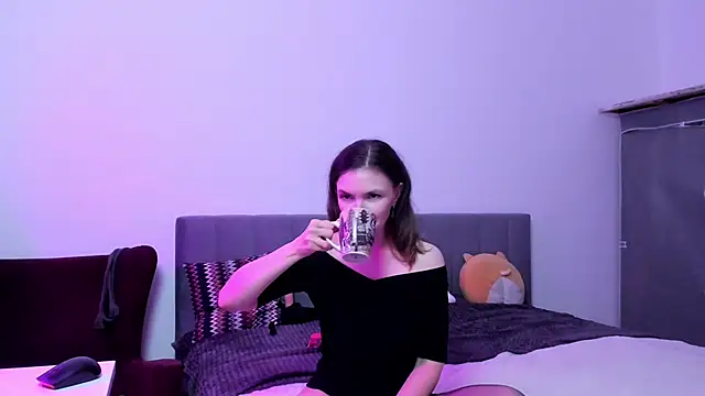 Katherine Twilight online show from 13, 11, 2025