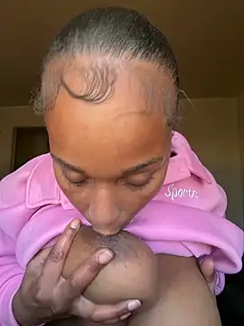 yummy0322 online show from 23, 11, 2025